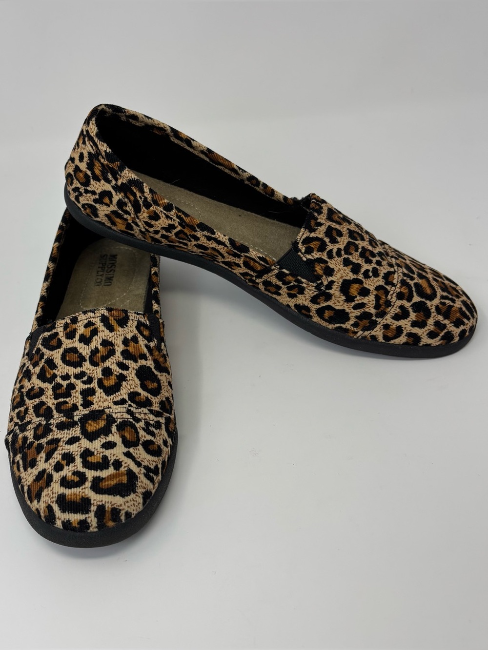 Mossimo Women's Size 9 Leopard Print Slip On Flats Corduroy Shoes Animal Cheetah
